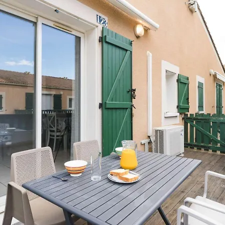 Climatise 2p Avec Piscine Et Parking A 500m De La - Narbonne-plage - Fr-1-409-211 *