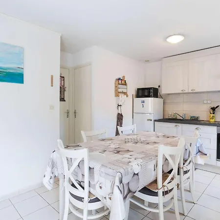 Apartamento Climatise Avec Piscine - 4 Pers. - Fr-1-409-211 *